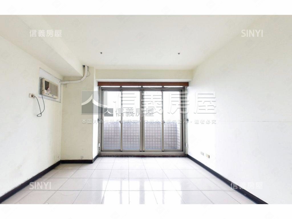 城市桂冠稀有樓中樓房屋室內格局與周邊環境