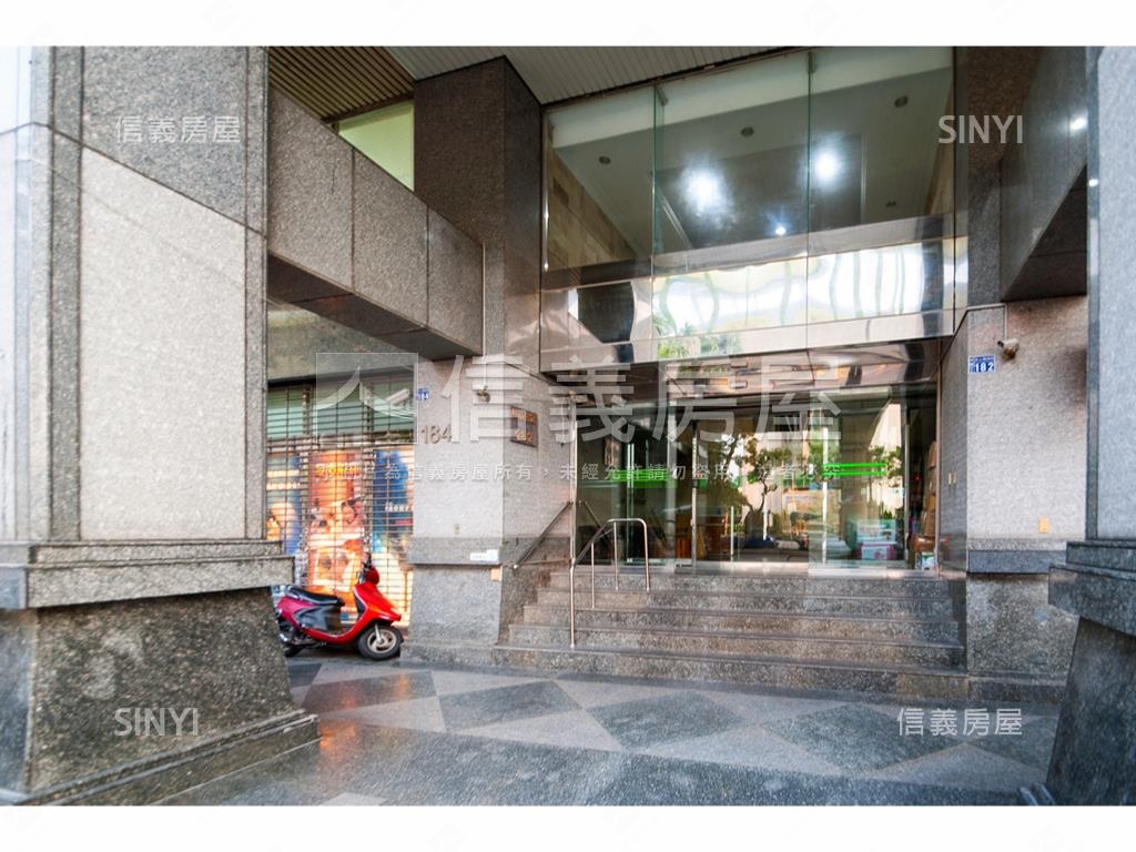 城市桂冠稀有樓中樓房屋室內格局與周邊環境