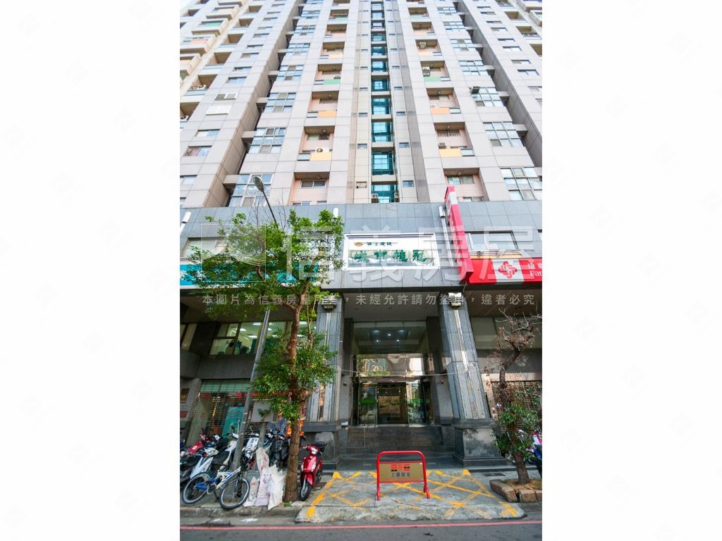 城市桂冠稀有樓中樓房屋室內格局與周邊環境