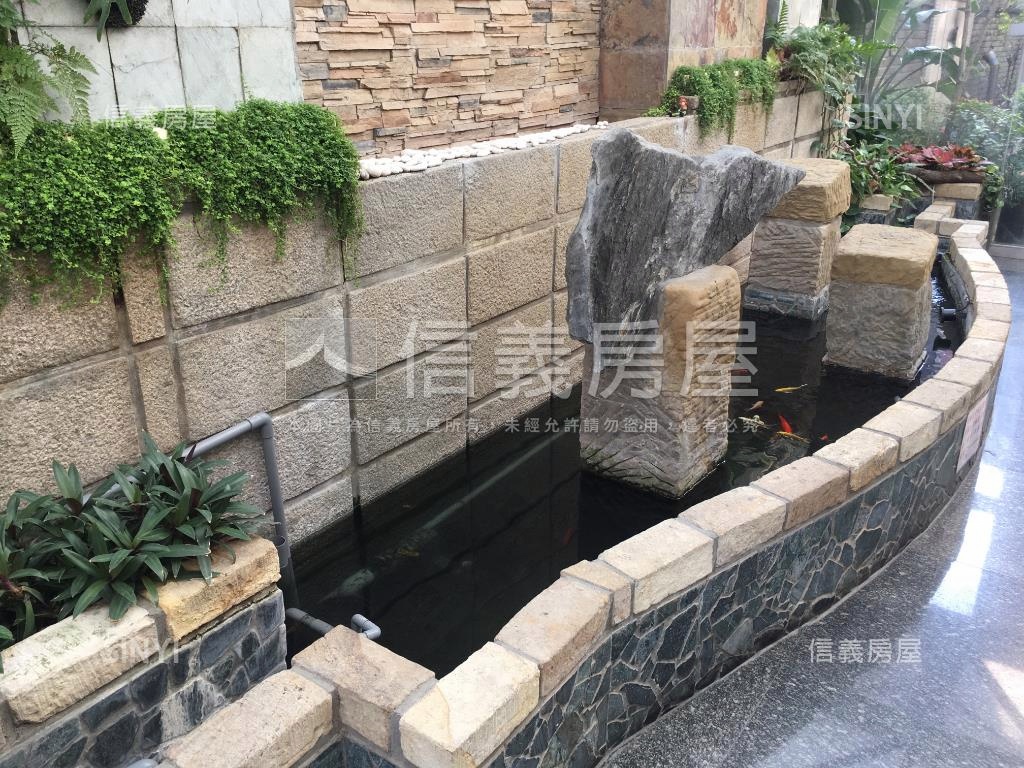 城市桂冠稀有樓中樓房屋室內格局與周邊環境