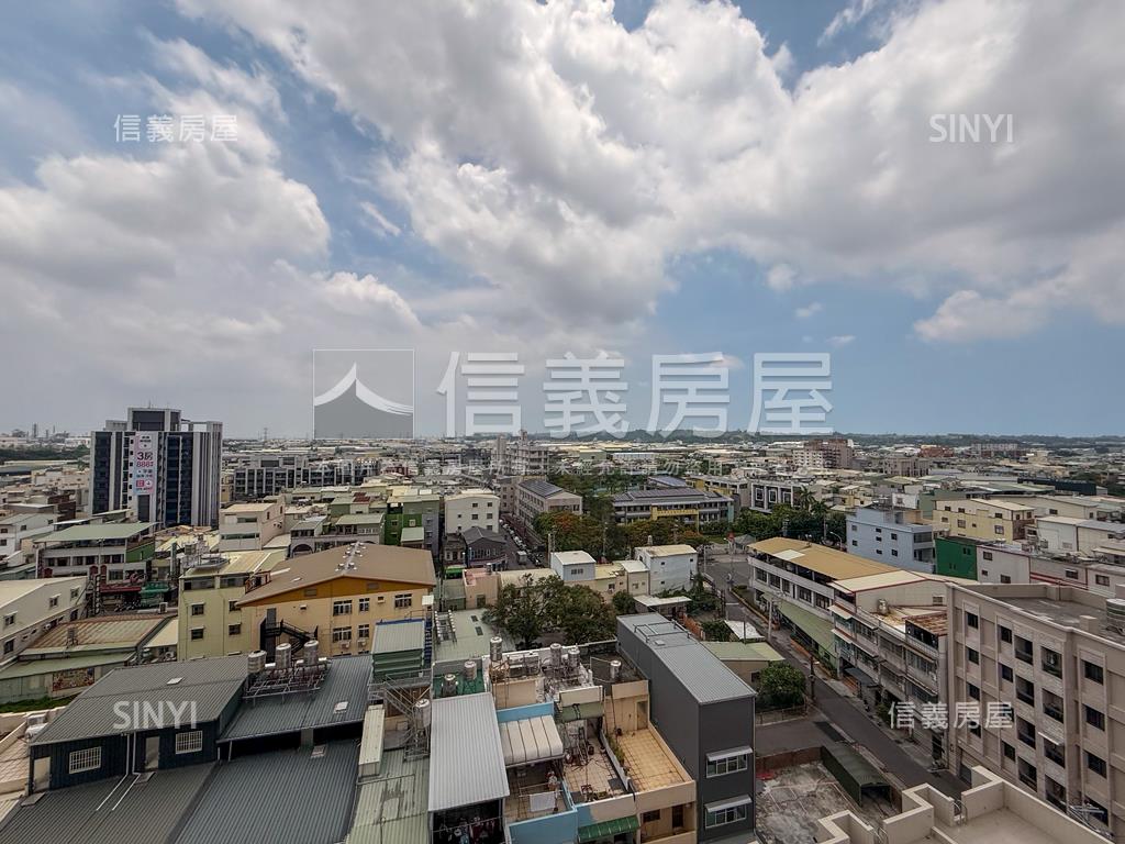 原白採光大兩房兩衛平車房屋室內格局與周邊環境