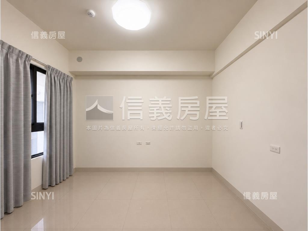 原白採光大兩房兩衛平車房屋室內格局與周邊環境