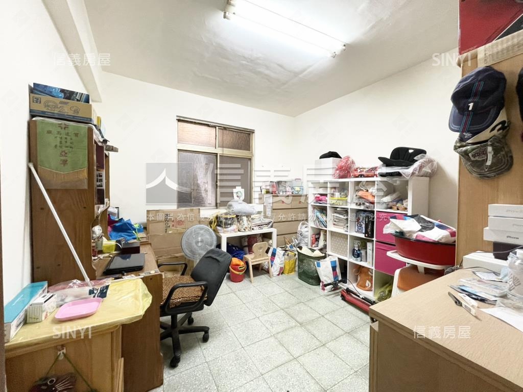 裕隆商圈稀有二樓房屋室內格局與周邊環境