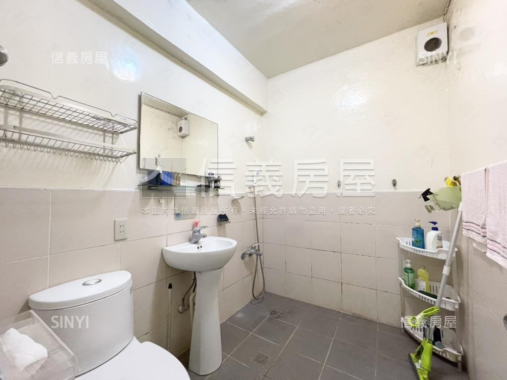 裕隆商圈稀有二樓房屋室內格局與周邊環境