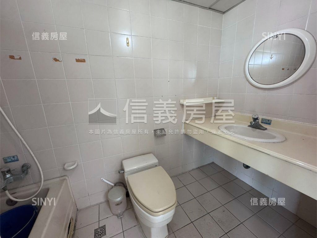 台開花園大三房平車房屋室內格局與周邊環境