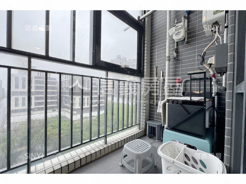 甲山林天墅精品裝潢景觀宅房屋室內格局與周邊環境