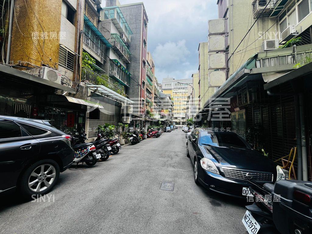 行政中心旁收租公寓房屋室內格局與周邊環境