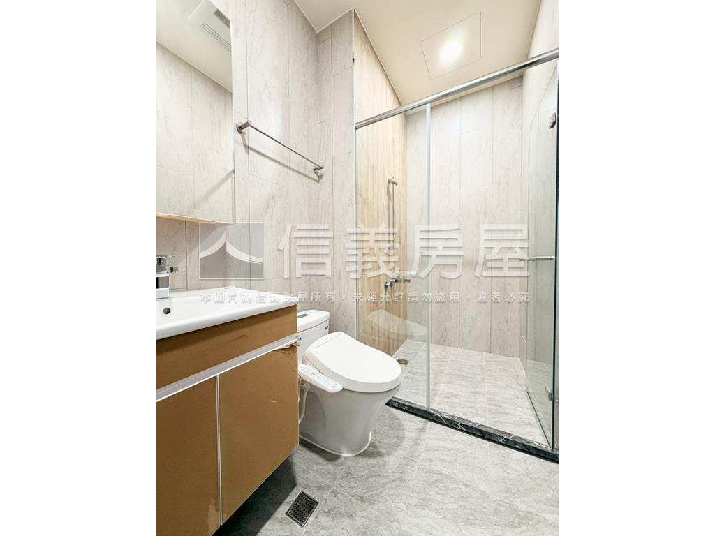 御閑之森兩房兩衛學區宅房屋室內格局與周邊環境