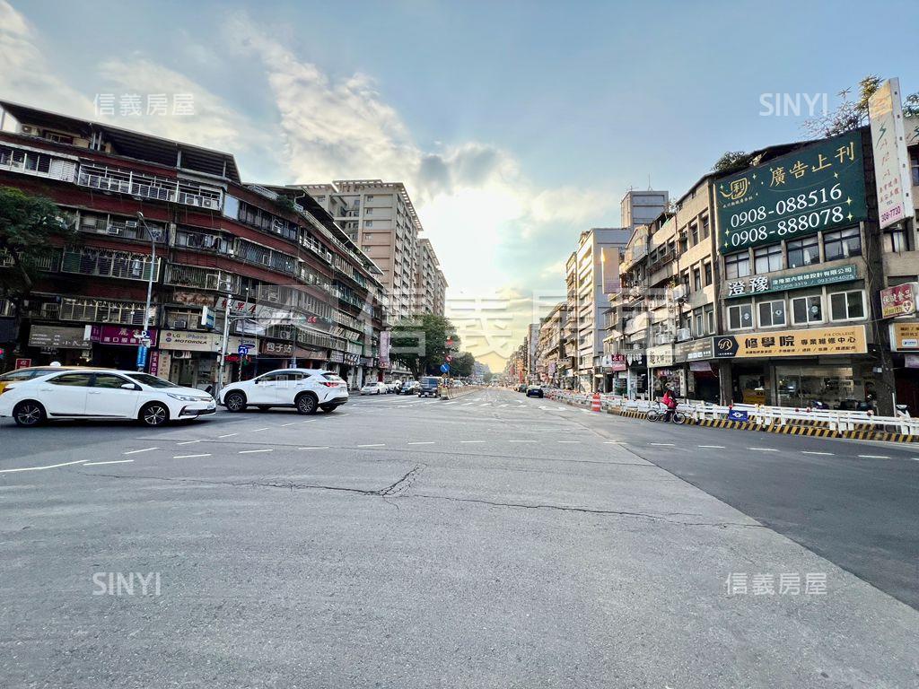 忠恕未來萬大線兩房房屋室內格局與周邊環境