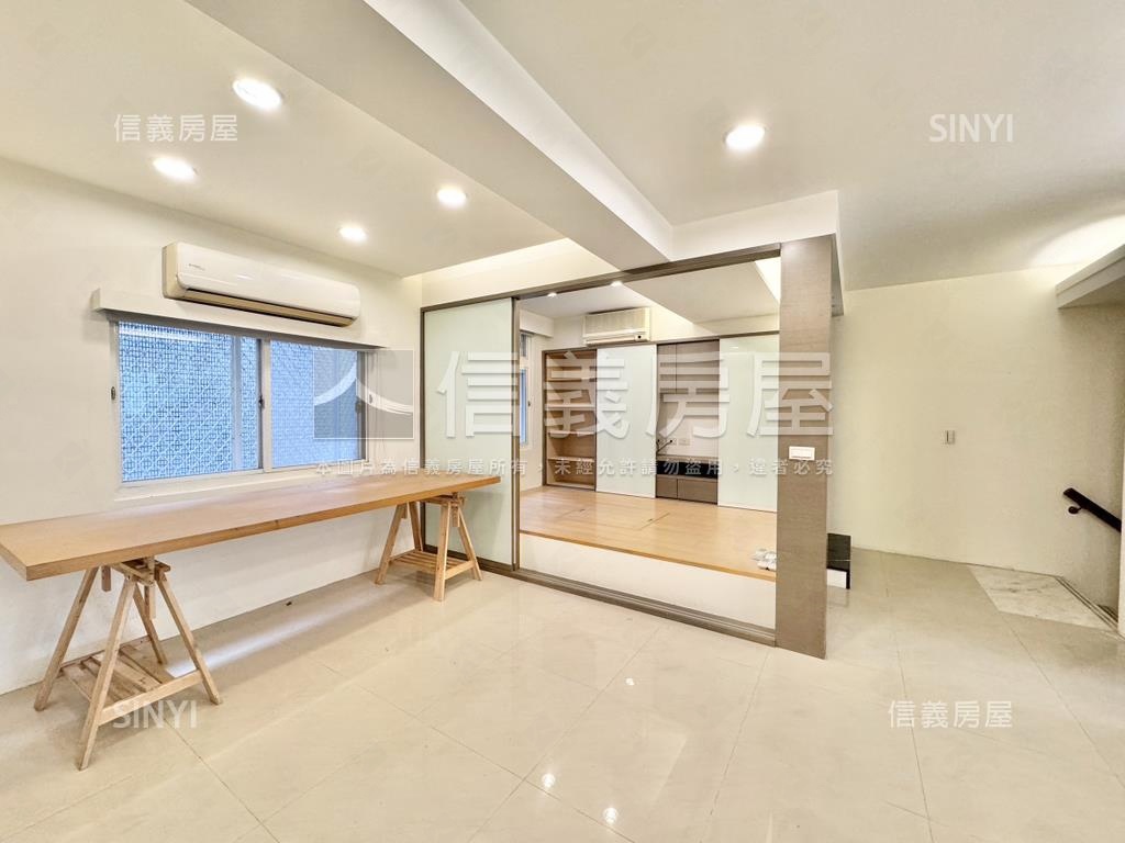 台北小別墅面公園房屋室內格局與周邊環境