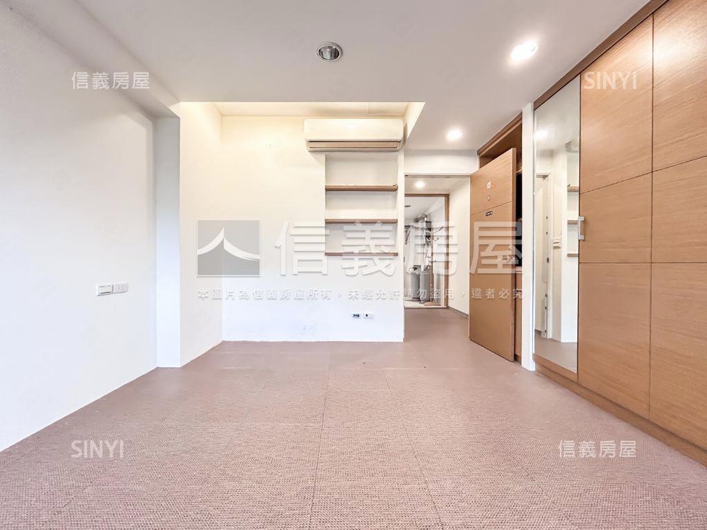 台北小別墅面公園房屋室內格局與周邊環境