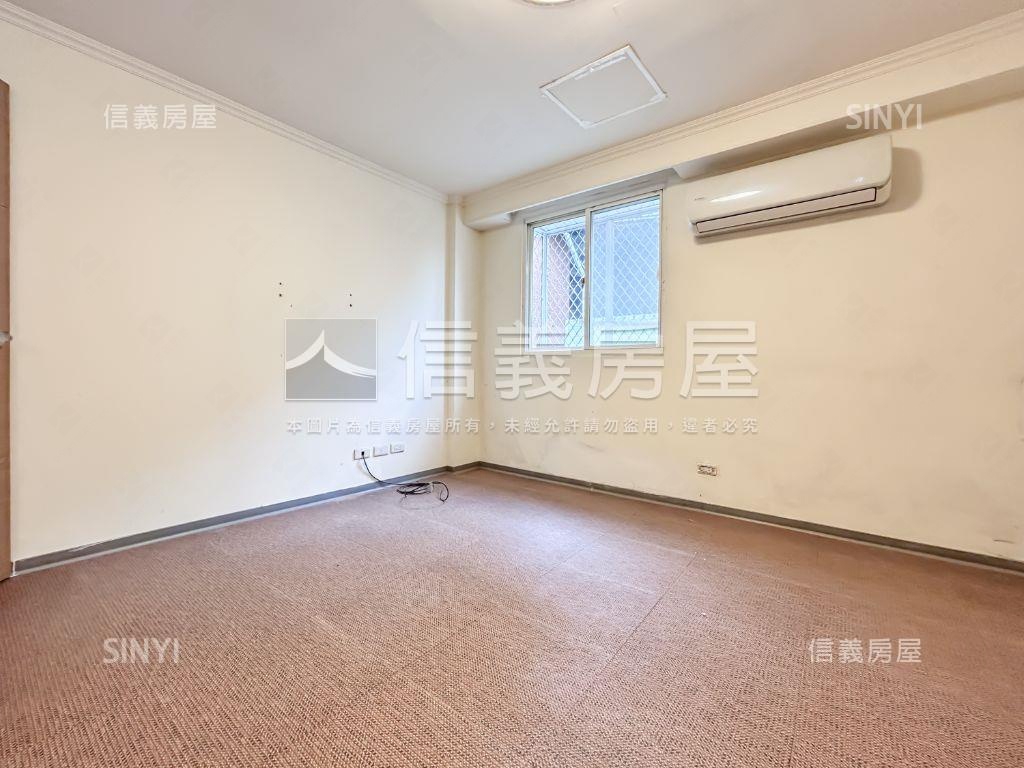 台北小別墅面公園房屋室內格局與周邊環境