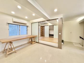 台北小別墅面公園