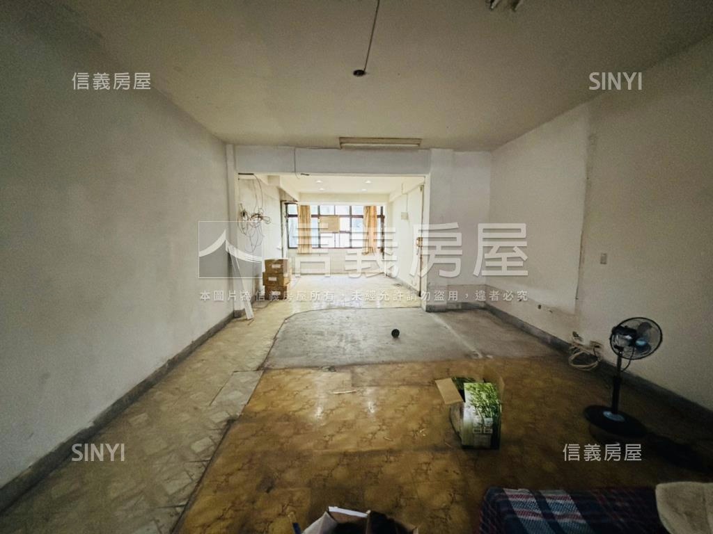 近加蚋站低總公寓２樓房屋室內格局與周邊環境