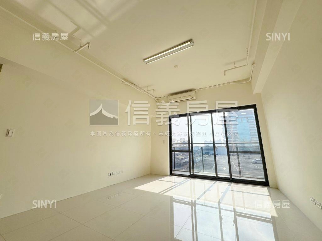 稀有鼎泰然三房雙平車位房屋室內格局與周邊環境