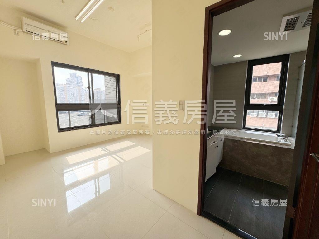 稀有鼎泰然三房雙平車位房屋室內格局與周邊環境