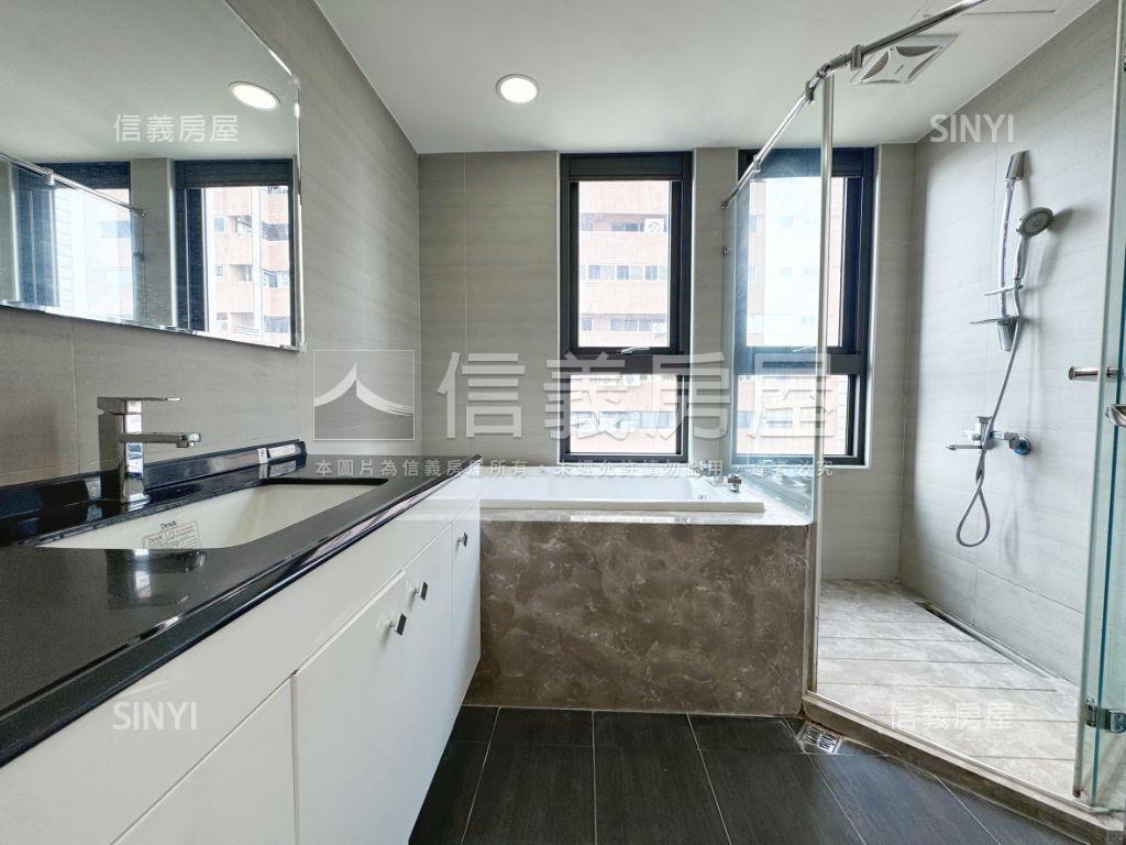 稀有鼎泰然三房雙平車位房屋室內格局與周邊環境