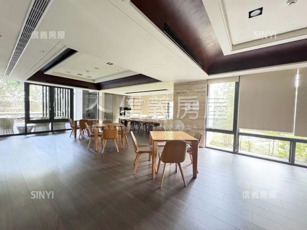 稀有鼎泰然三房雙平車位房屋室內格局與周邊環境