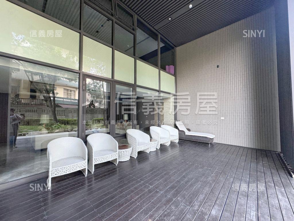 稀有鼎泰然三房雙平車位房屋室內格局與周邊環境