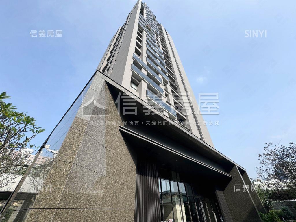 稀有鼎泰然三房雙平車位房屋室內格局與周邊環境