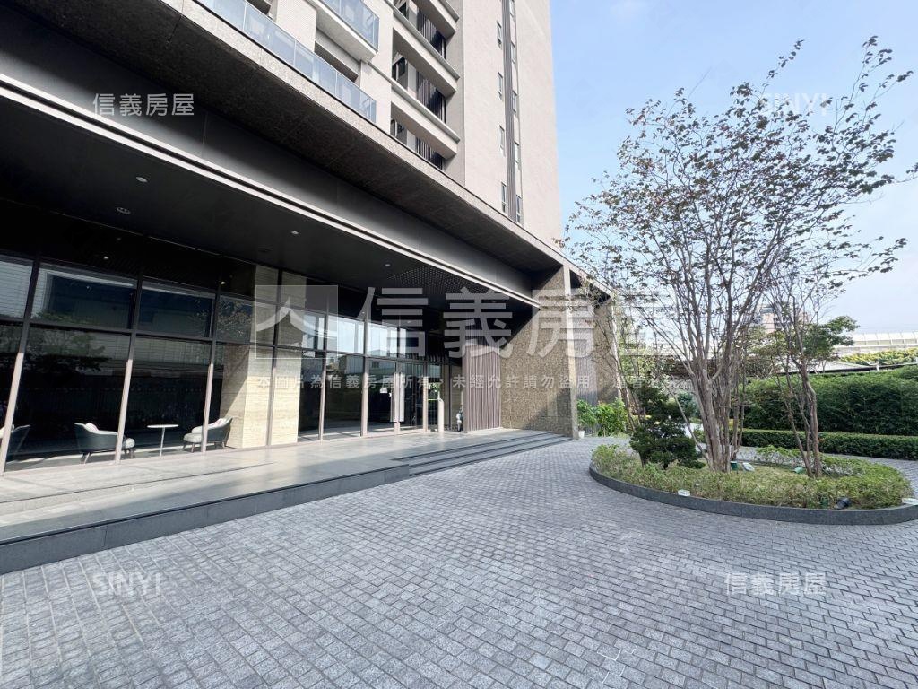 稀有鼎泰然三房雙平車位房屋室內格局與周邊環境