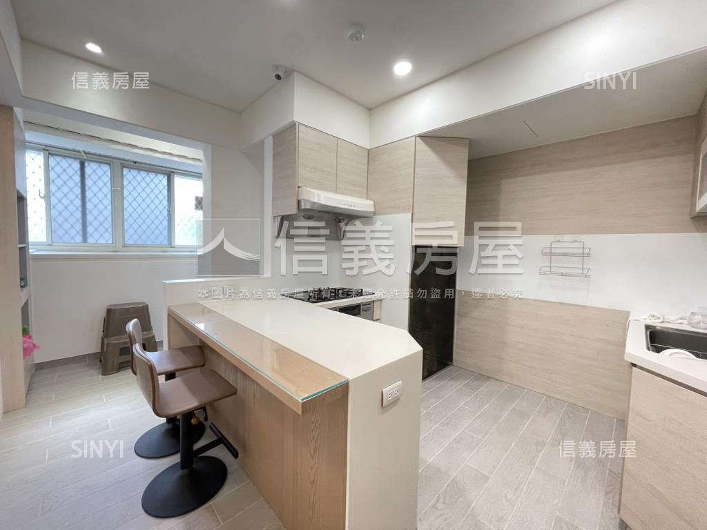 中山靜巷雅緻美妝三樓房屋室內格局與周邊環境