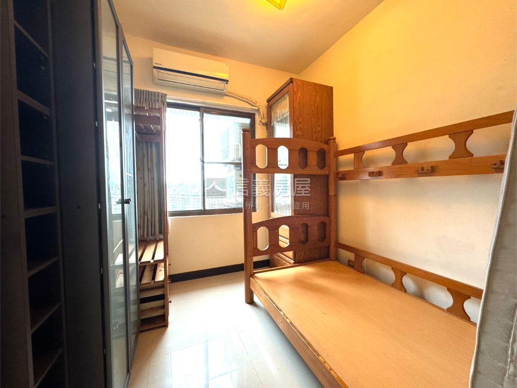 彩虹高樓美景溫馨四房房屋室內格局與周邊環境