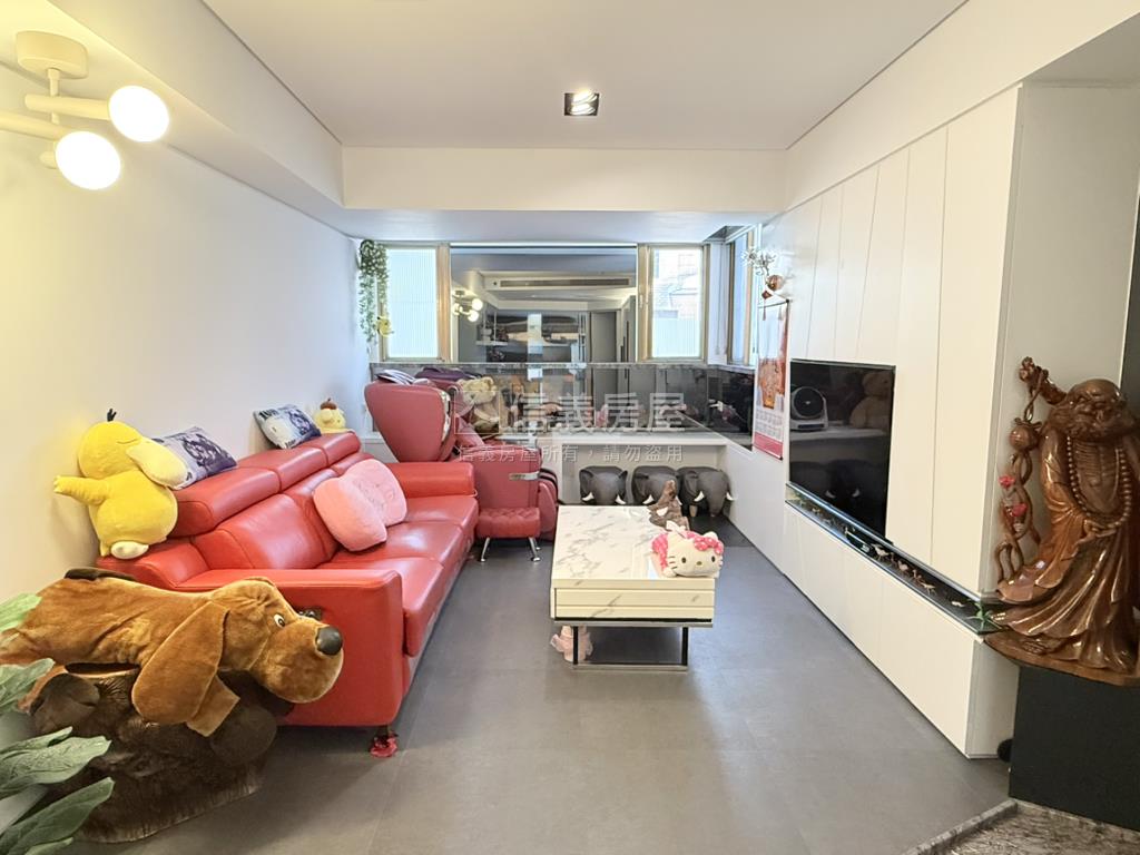 新店感應精美２房房屋室內格局與周邊環境