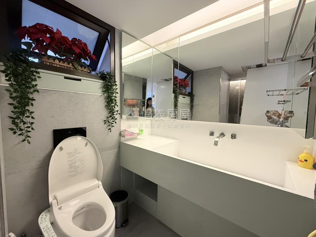 新店感應精美２房房屋室內格局與周邊環境