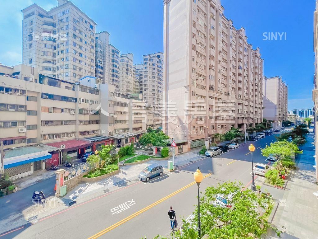 知名建設三房附車位急售房屋室內格局與周邊環境