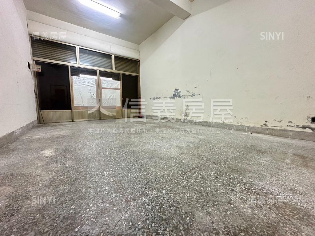 地坪約３３．８坪臨路透天房屋室內格局與周邊環境
