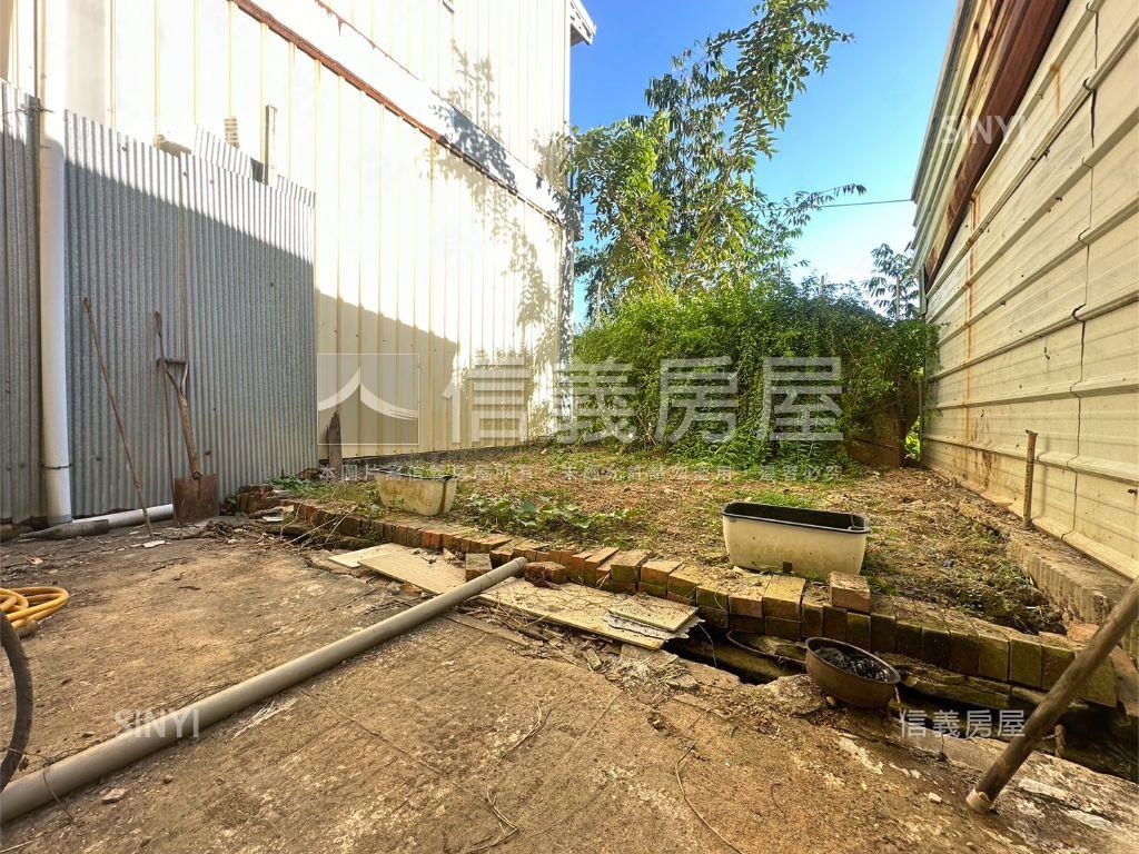 地坪約３３．８坪臨路透天房屋室內格局與周邊環境