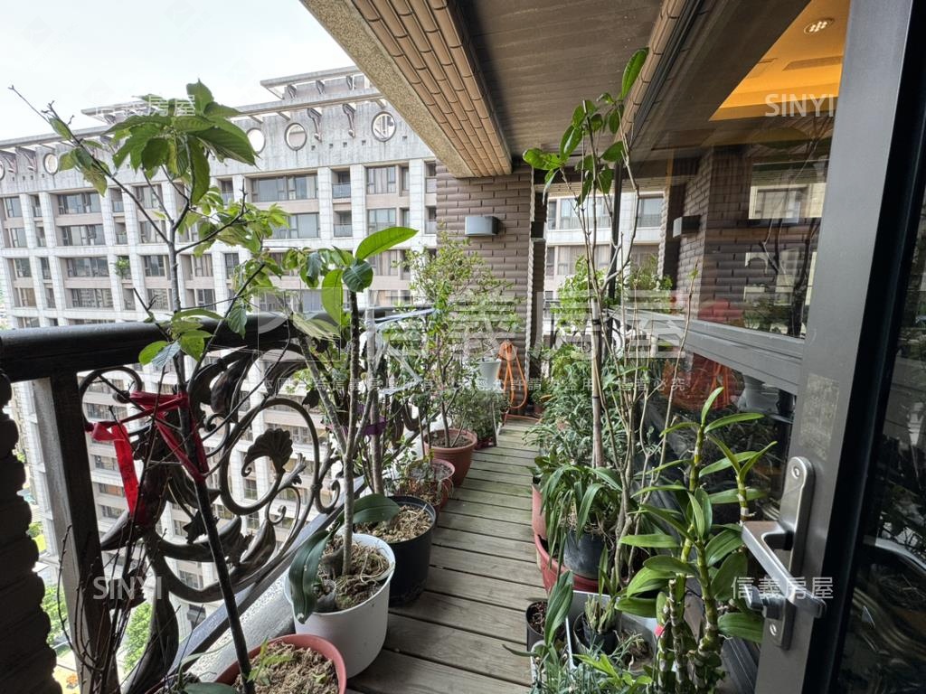 昭揚君典四房邊間景觀戶房屋室內格局與周邊環境