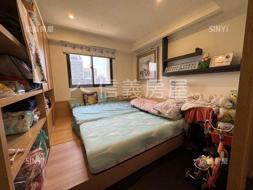 昭揚君典四房邊間景觀戶房屋室內格局與周邊環境
