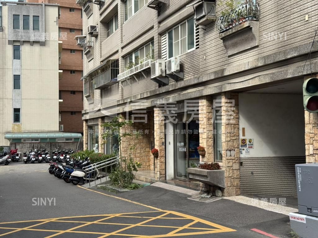 近麥當勞店面房屋室內格局與周邊環境