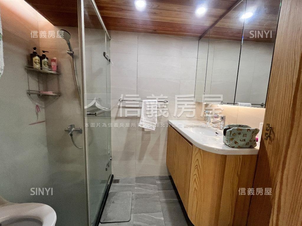 獨賣站前鋼骨高樓美景房屋室內格局與周邊環境