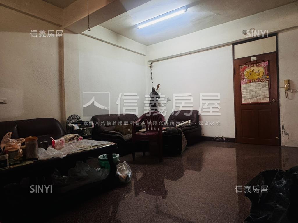 大同路大面寬透天房屋室內格局與周邊環境