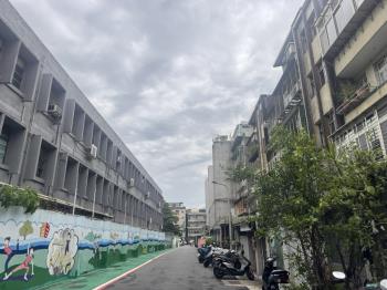 近捷運及協和高中公寓