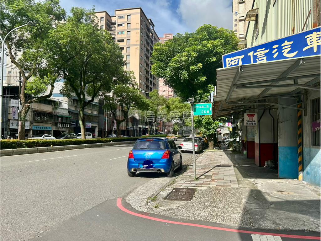都更整合中收租透天房屋室內格局與周邊環境