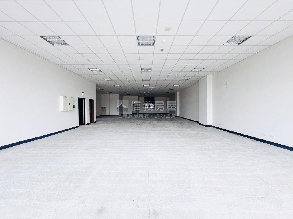 龍俊電梯全新廠辦Ｂ１房屋室內格局與周邊環境