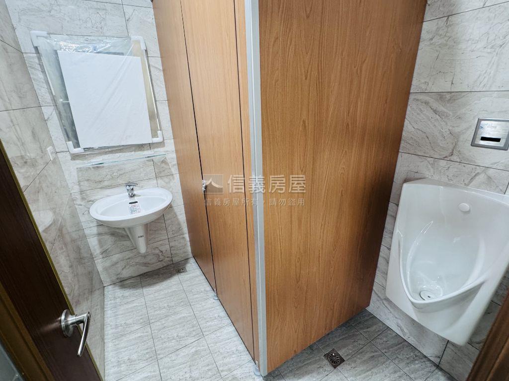 龍俊電梯全新廠辦Ｂ１房屋室內格局與周邊環境