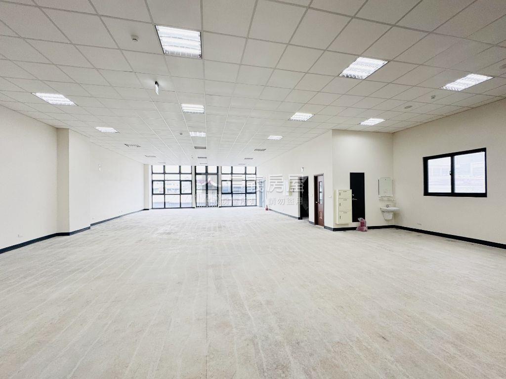 龍俊電梯全新廠辦Ｂ１房屋室內格局與周邊環境