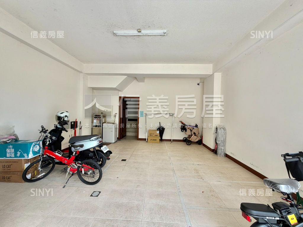 ＬＭ特區南科風采裝潢車墅房屋室內格局與周邊環境