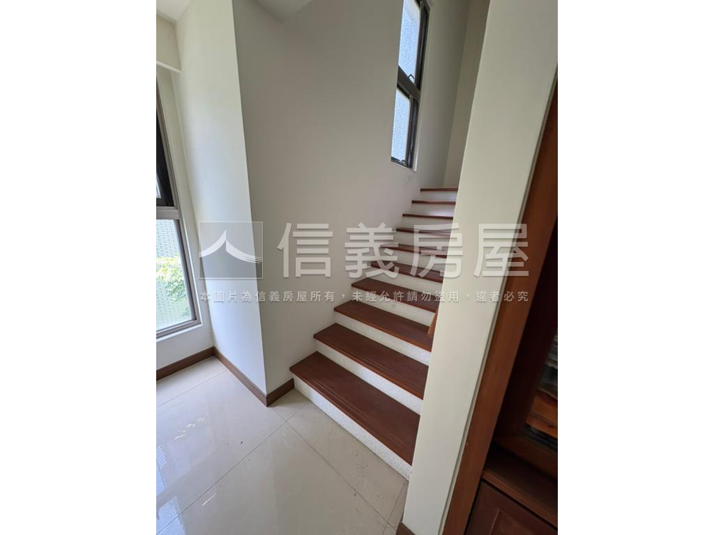 煙波庭帝王戶豪邸房屋室內格局與周邊環境