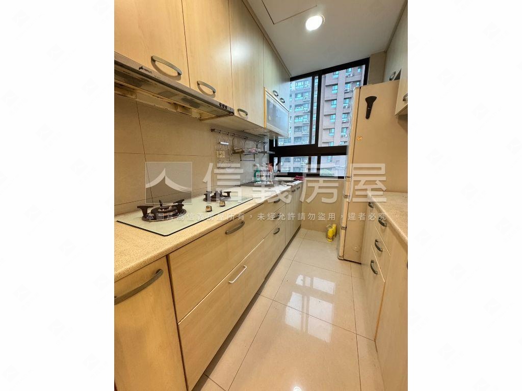 關渡水京質感裝潢大兩房房屋室內格局與周邊環境