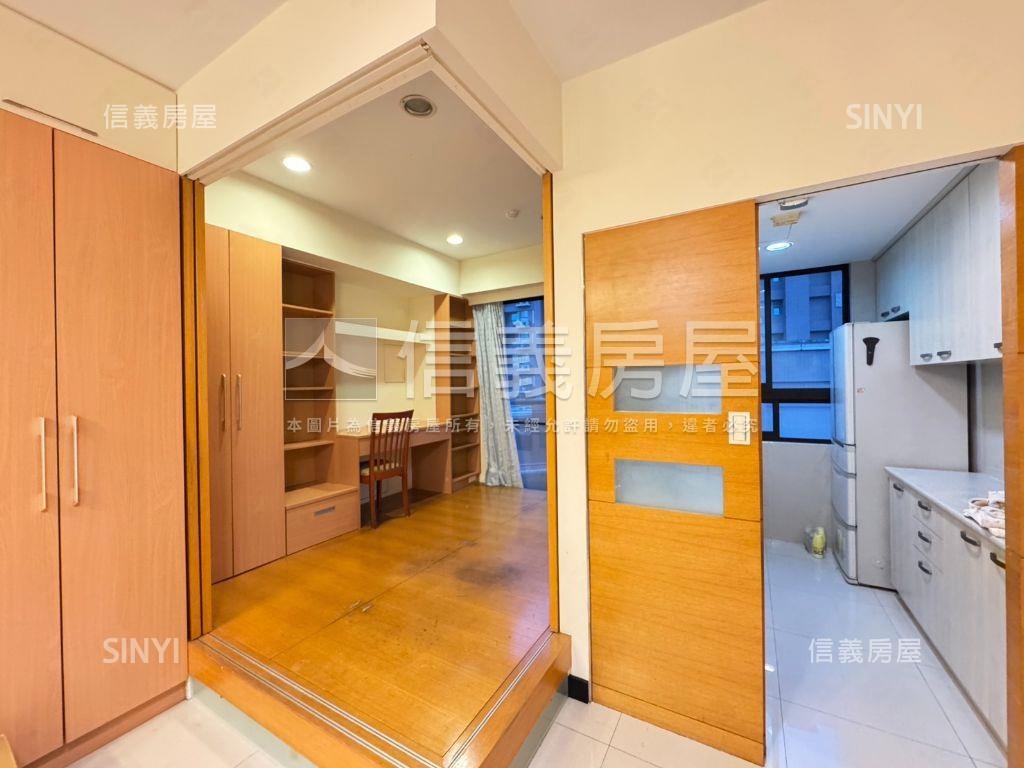 關渡水京質感裝潢大兩房房屋室內格局與周邊環境