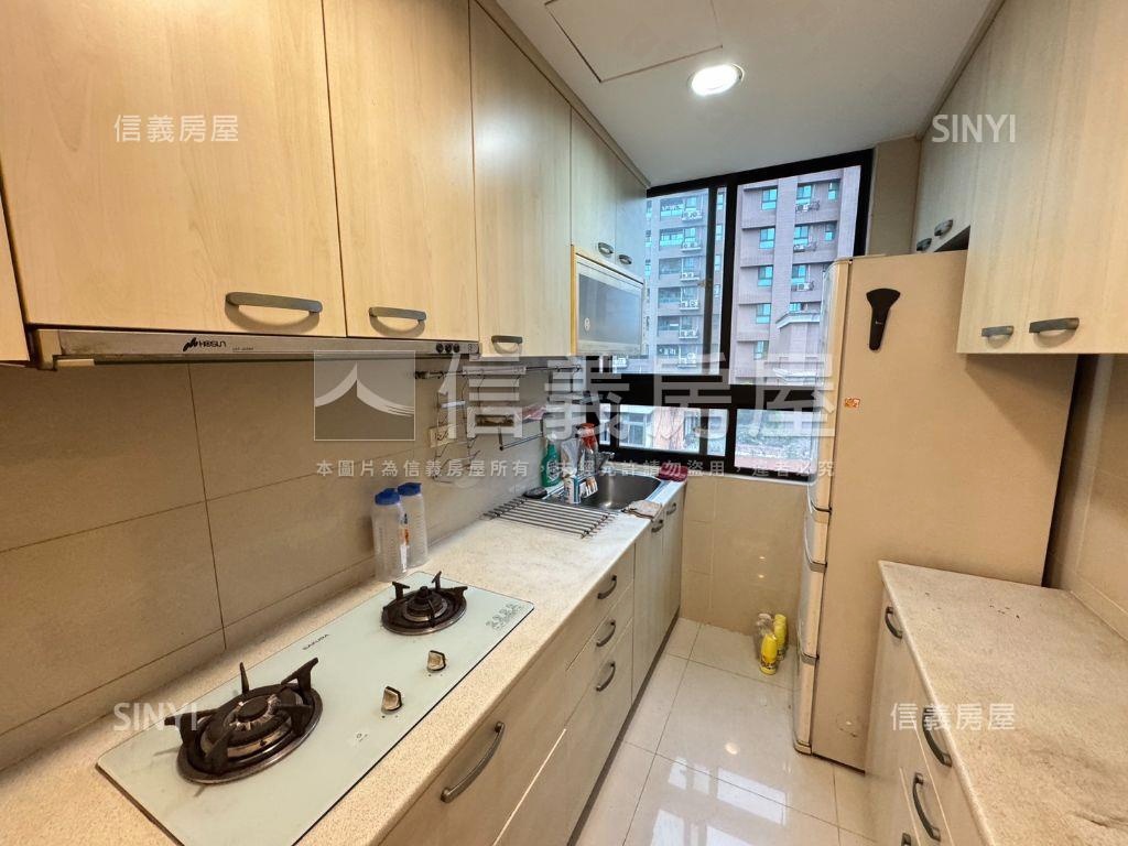 關渡水京質感裝潢大兩房房屋室內格局與周邊環境