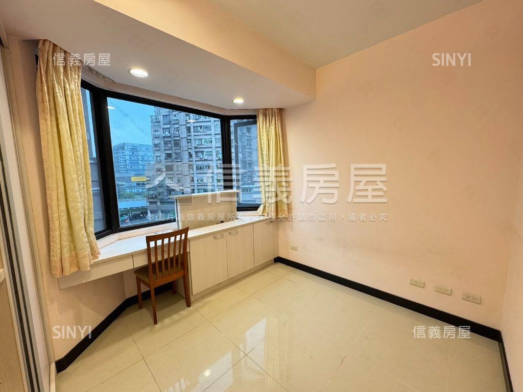 關渡水京質感裝潢大兩房房屋室內格局與周邊環境