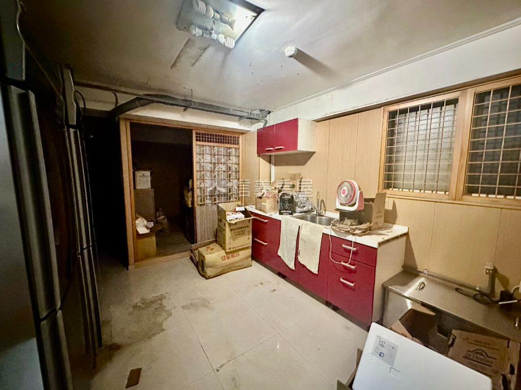 正雙園國中金店面房屋室內格局與周邊環境