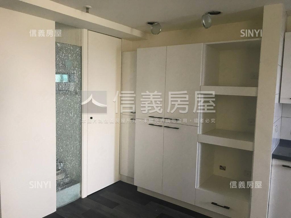 安平面公園景觀樓中樓房屋室內格局與周邊環境